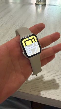 Watch SE  LTE (2nd generation) Aluminum 40MM