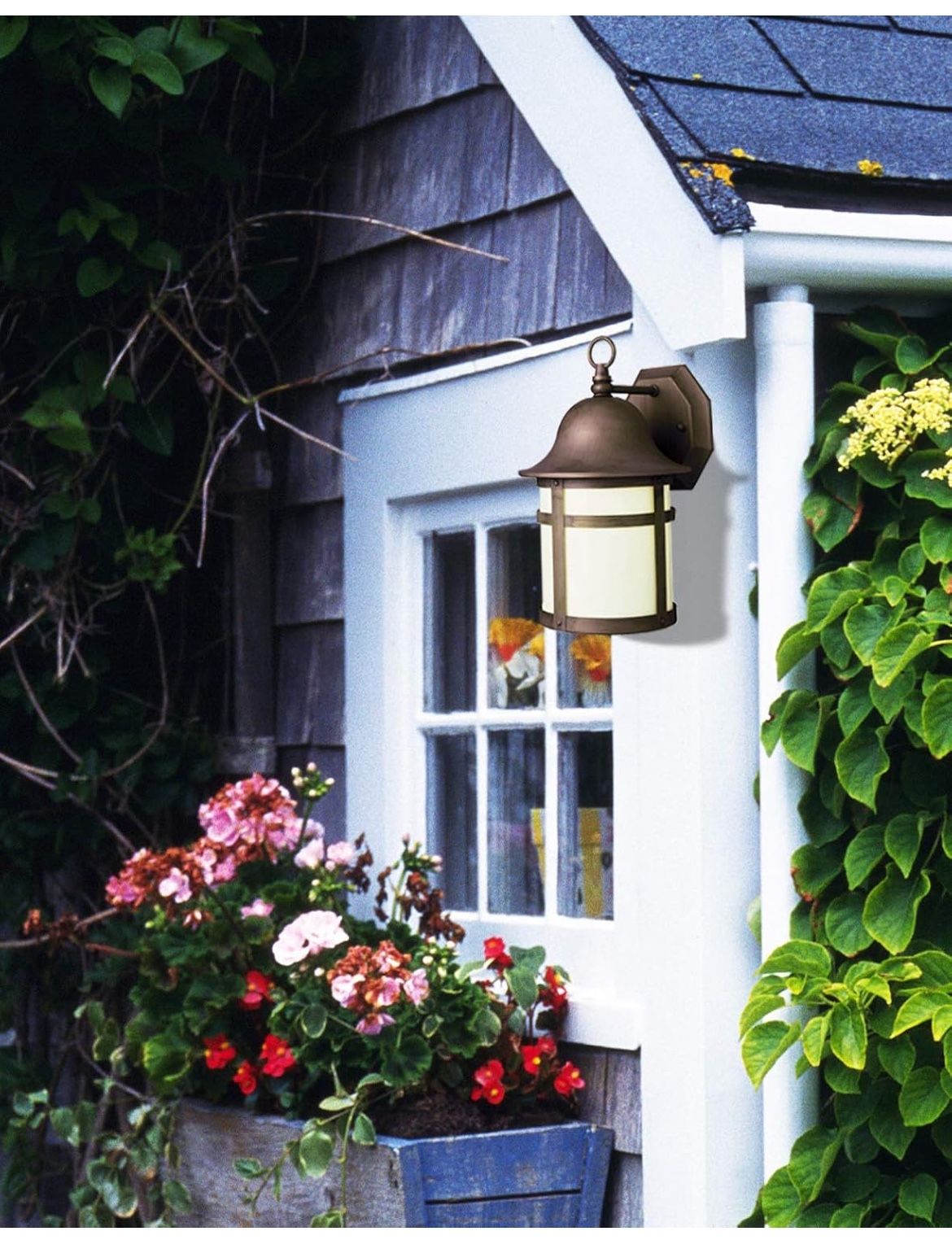 Traditional two light wall lantern