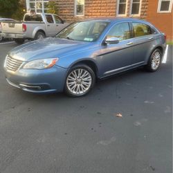 2011 Chrysler 200