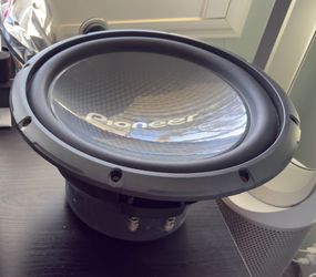 Pioneer DVC 12" Subwoofer
