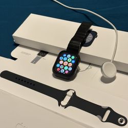 Apple Smart Watch Series 8 45mm