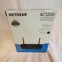 Netgear AC1200 Router + Dual Band 2.4 + 5GHz. ☆😊Check my Profile page for TONS of quality SALE items😇☆