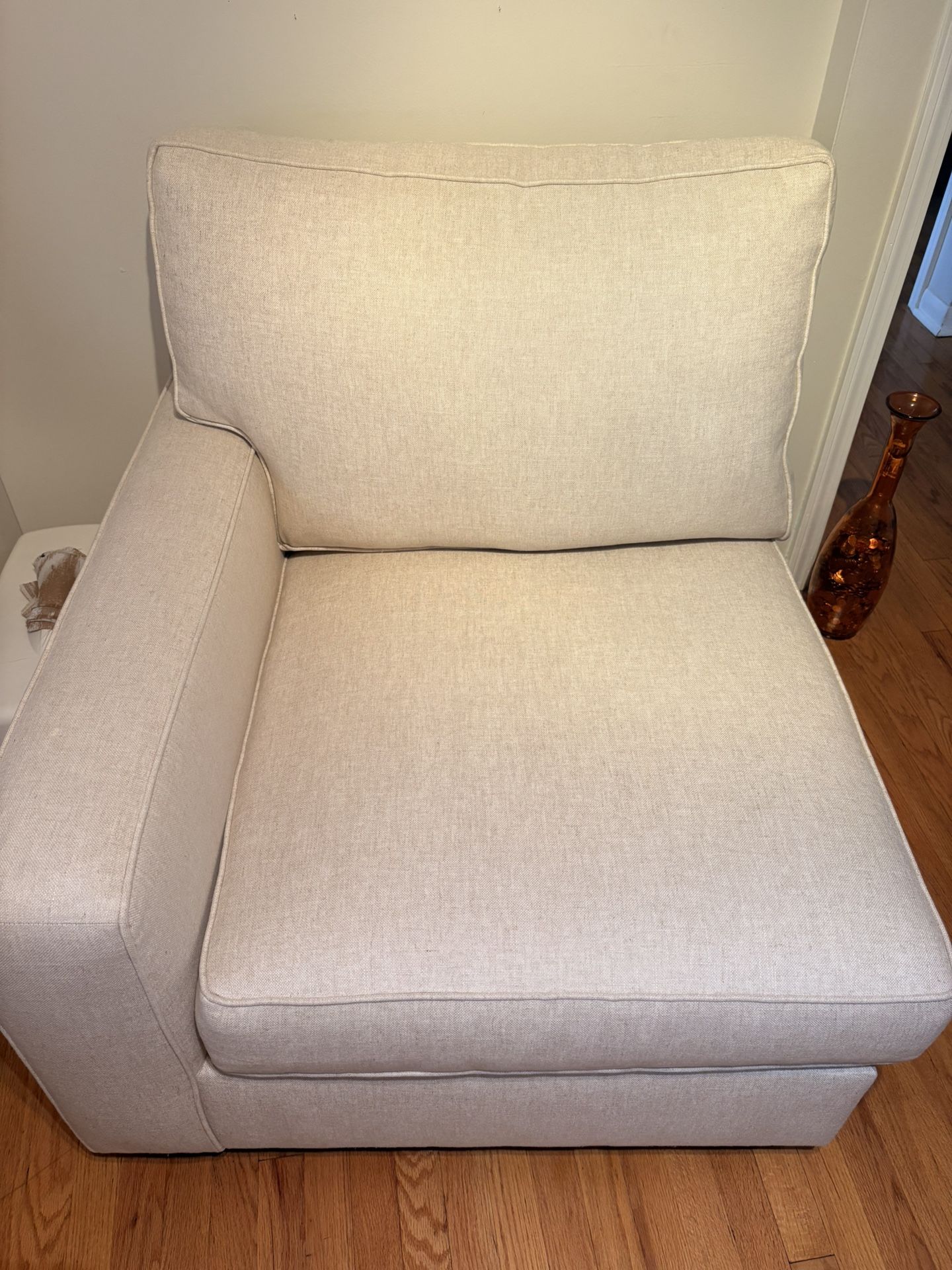 Pottery Barn Oversized Armchair – Like New