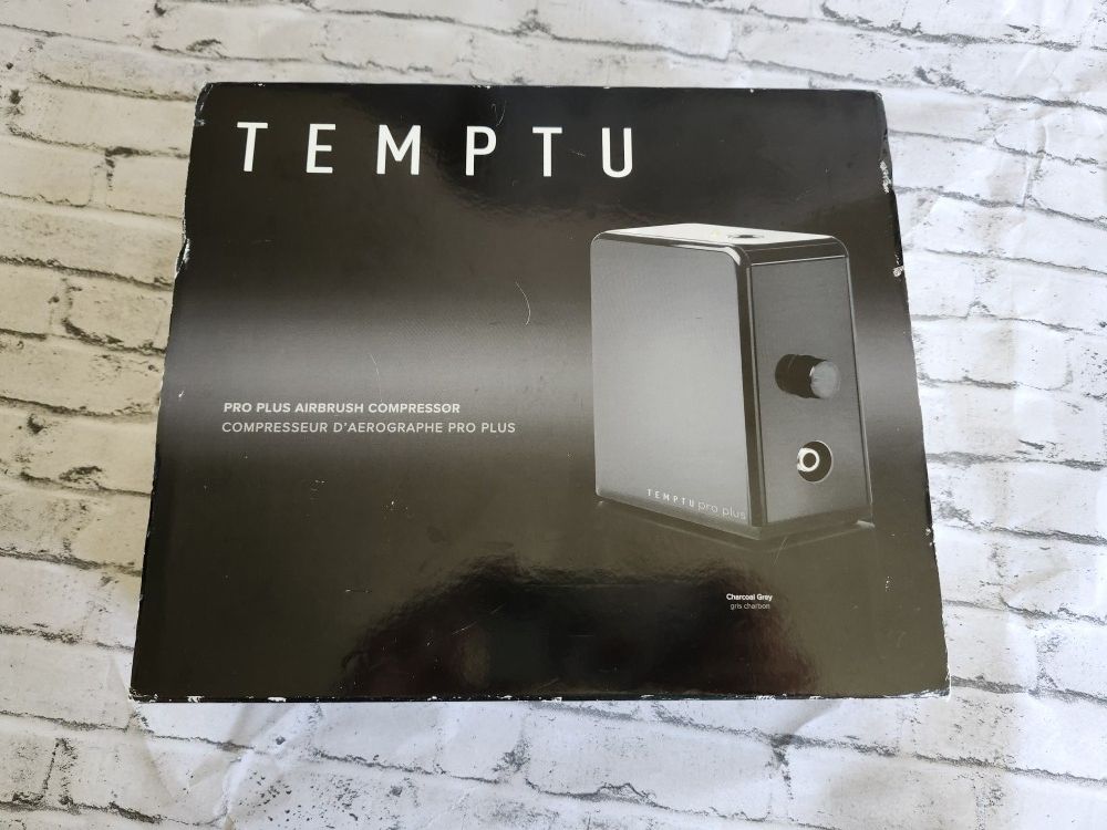 Temptu Pro Plus Airbrush Makeup Compressor With Extras
