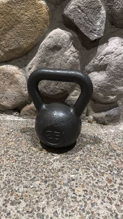 25 LB Kettlebell