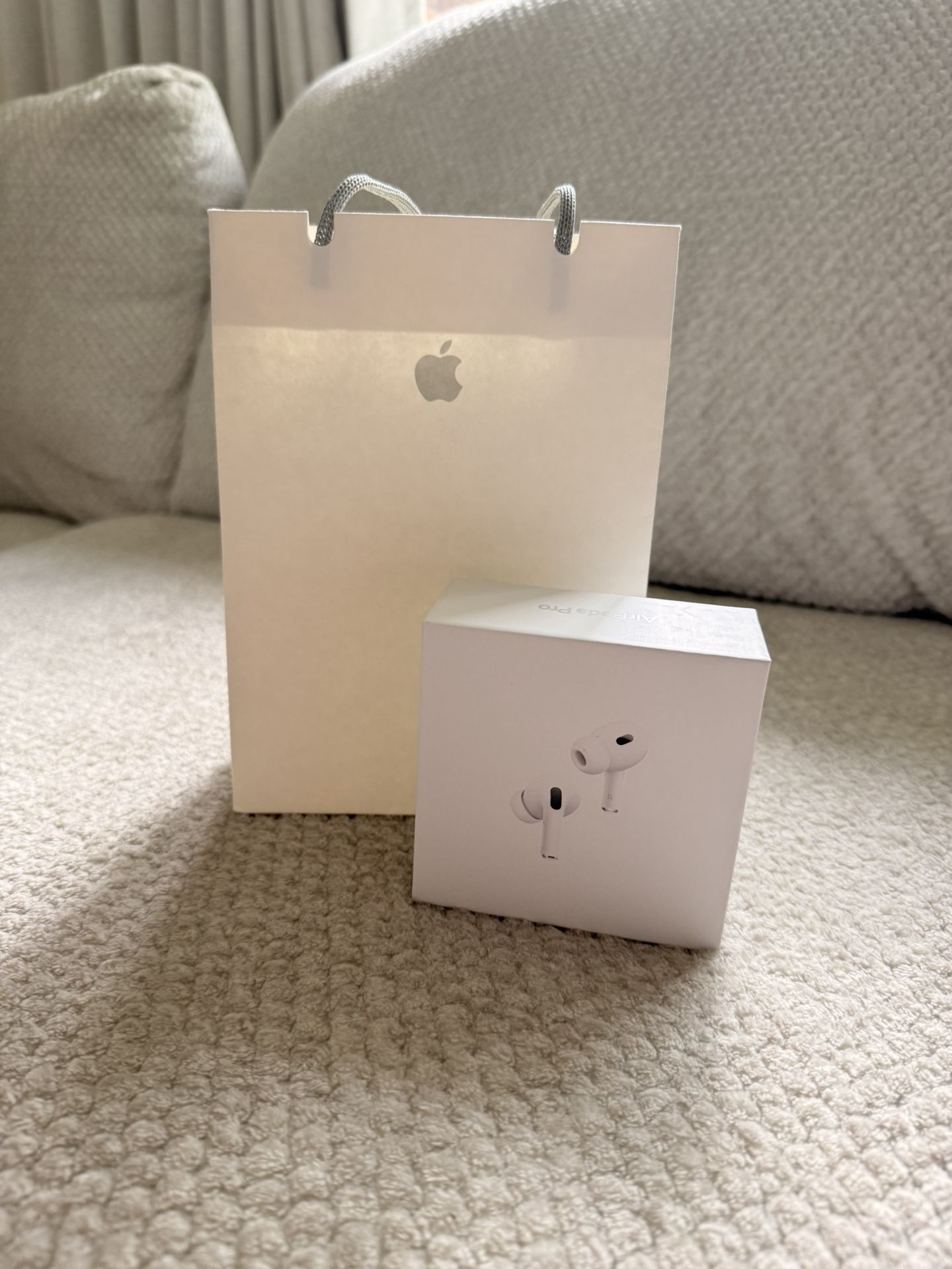 brand new apple airpod pros 2nd gen