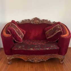 3 Couches , red , Great condition 