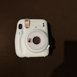 2 Polaroid cameras