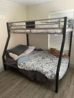 Furniture of America Hind Modern Metal Twin over Full Bunk Bed