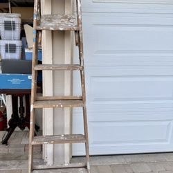 6 Ft Wooden ladder