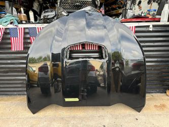 2016–2018 Chevrolet Camaro SS front engine hood (bonnet)