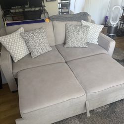 Pull out / Reclining sofa