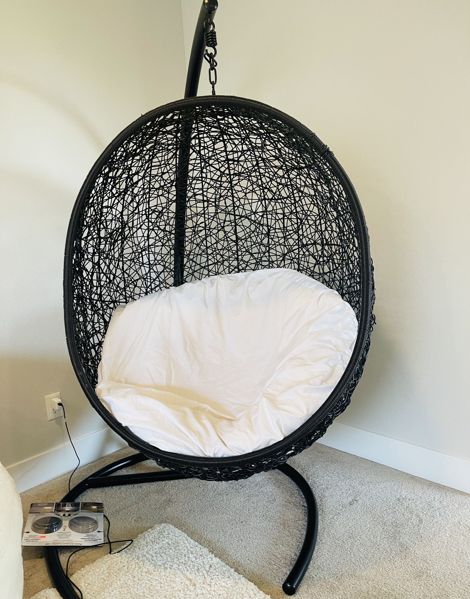 Egg swing chair 