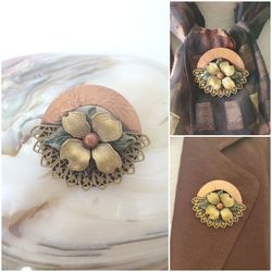 Vintage Simulated Goldstone Flower Pin/Brooch Set in Gold and Copper Tone