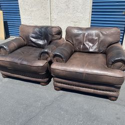 Leather arm sofa chairs 