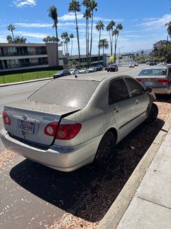 2008 Toyota - Clean Tittle Runs and Drives