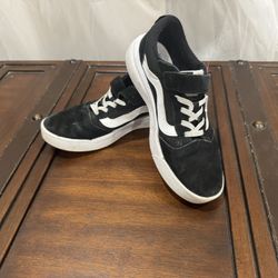 Boys Black Vans Velcro Size 3