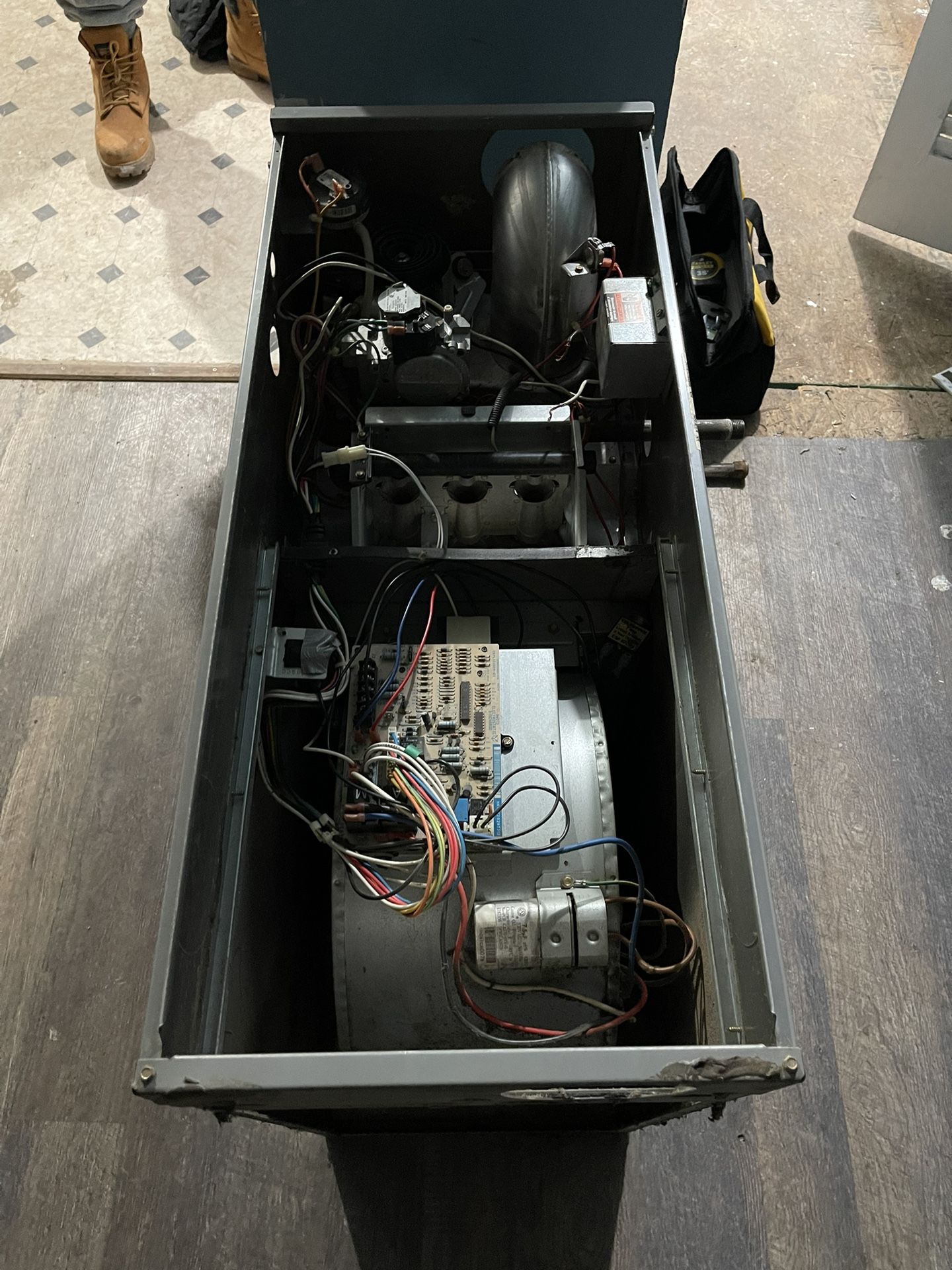 Temp Star Furnace 60k 80% Gas Furnace Multi Directional