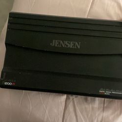 Amplificador Para Bajos Marca Jensen 