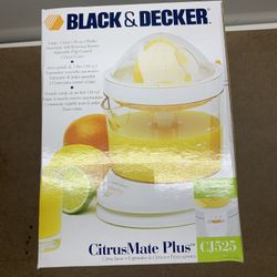 Fresh Juice Squeezer Brand New $15 Cash or E-pay RI Daily Deals Message for appt. https://offerup.com/redirect/?o=aHR0cHM6Ly93d3cuZmFjZWJvb2suY29tL1JJ