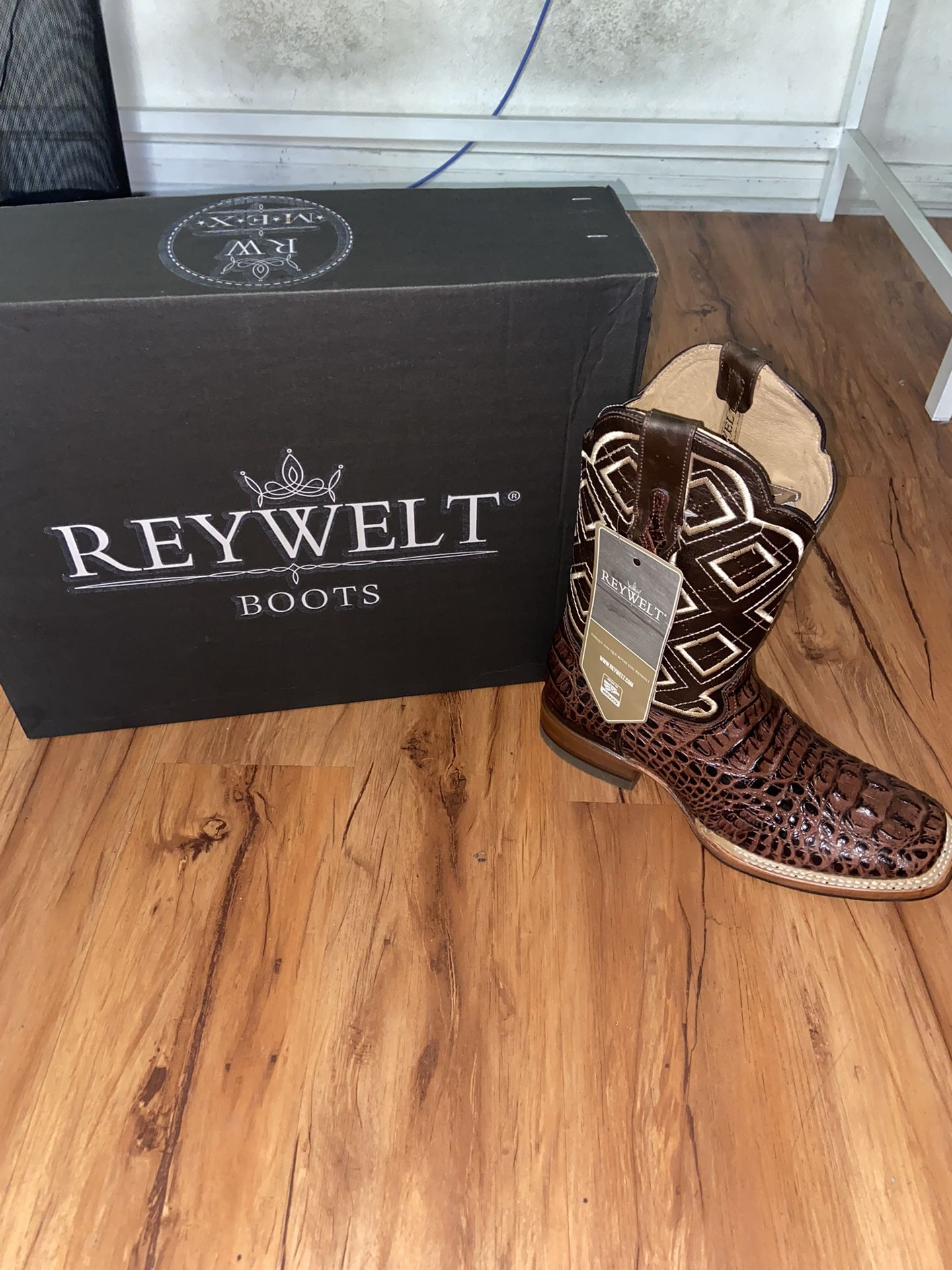 Reywelt Boots