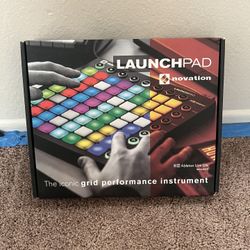 Novation Launchpad Ableton Live Controller with 64 RGB Backlit Pads (8x8 Grid)