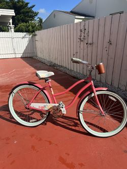 Huffy 26” Cranbrook Women’s Cruiser Bike