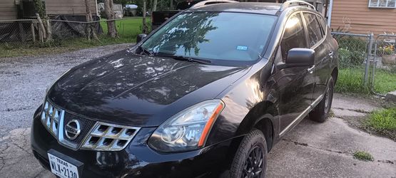 2014  nissan rouge