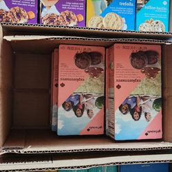 Girl Scout cookies 🍪