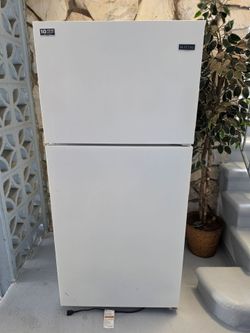 Refrigerator Maytag