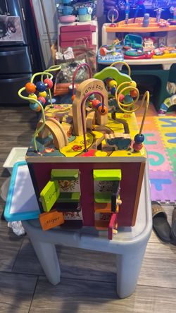 ZANY ZOO LEARNING TABLE