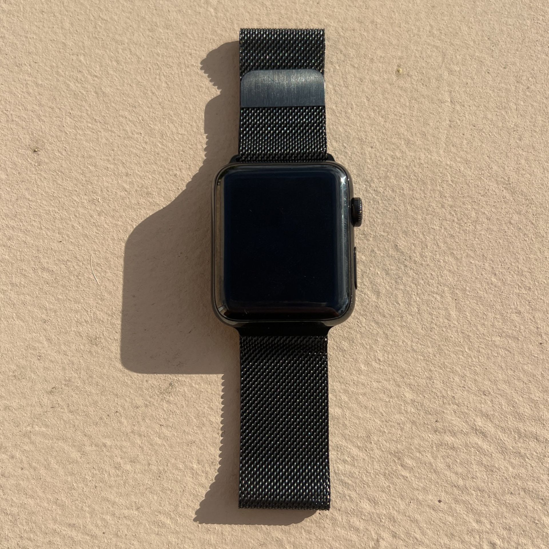 Apple Watch Series 3 Cellular LTE w/ Black Titanium Apple Band 