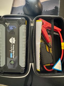 New Jump starter / flashlight / power bank
