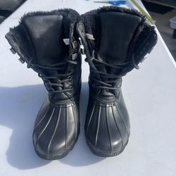 Women’s Sz7 snow, warm boots