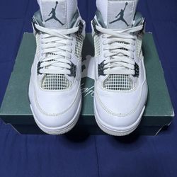 Jordan 4 Retro Oxidized Green 2024  Size 10