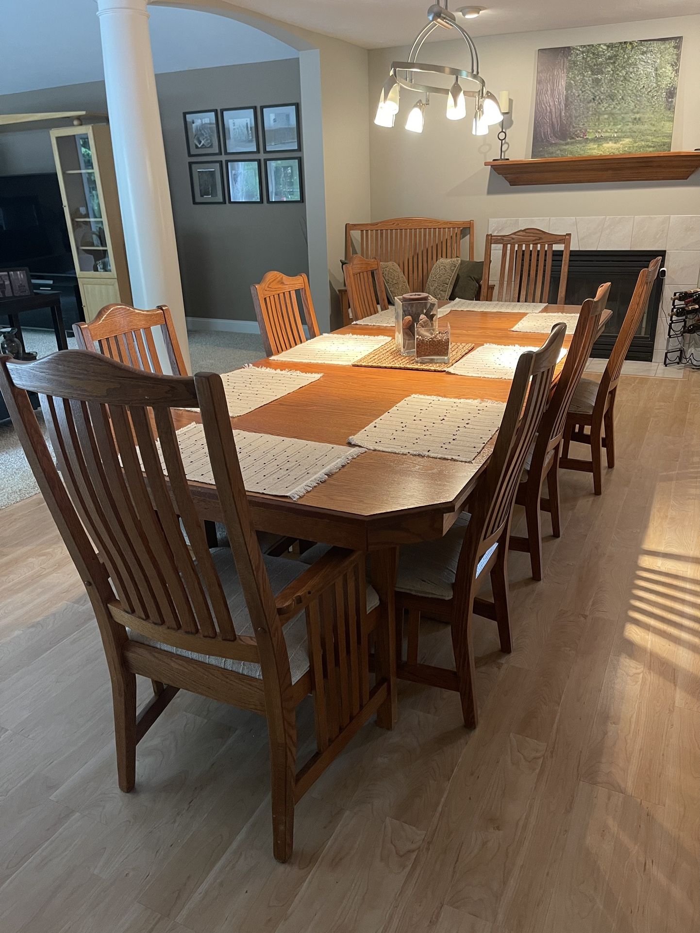 Richardson Bros Dining Set
