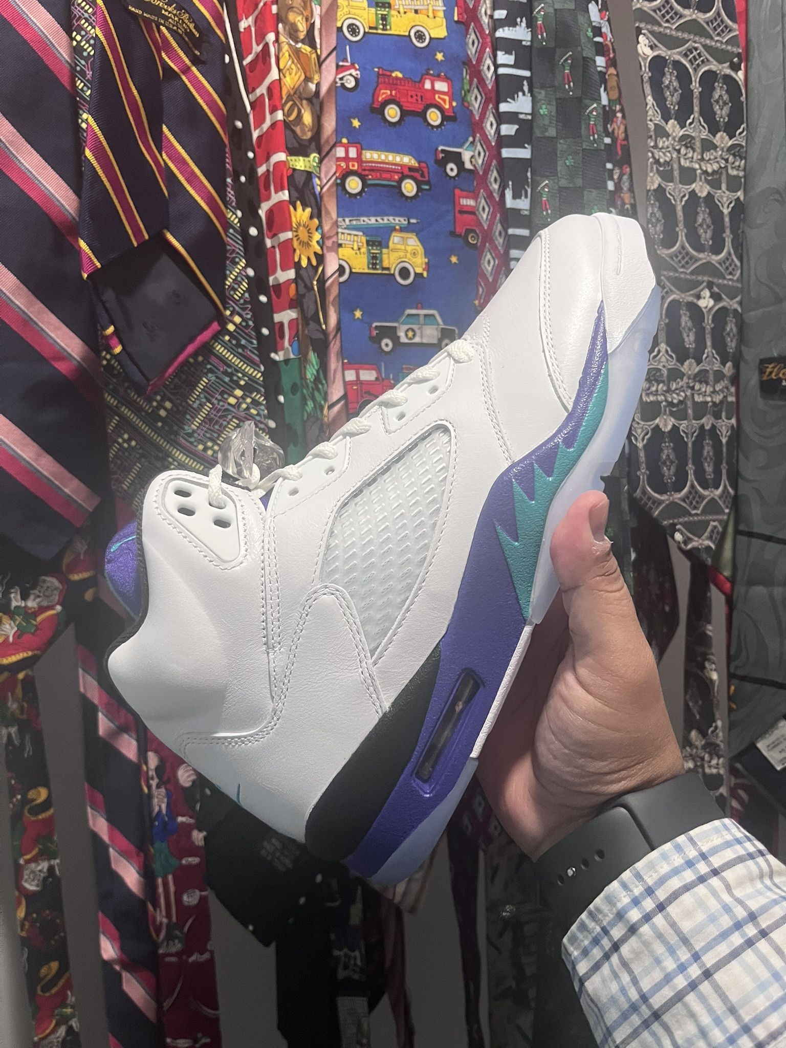 Nike Air Jordan Grape 5 Size 10