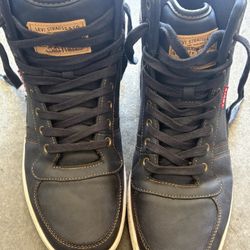 Levi’s Men’s High tops 