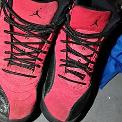 Air Jordan 12 Retro "Reverse Flu Game"  size 8