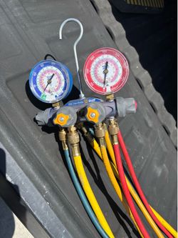AC gauges Yellow Jacket