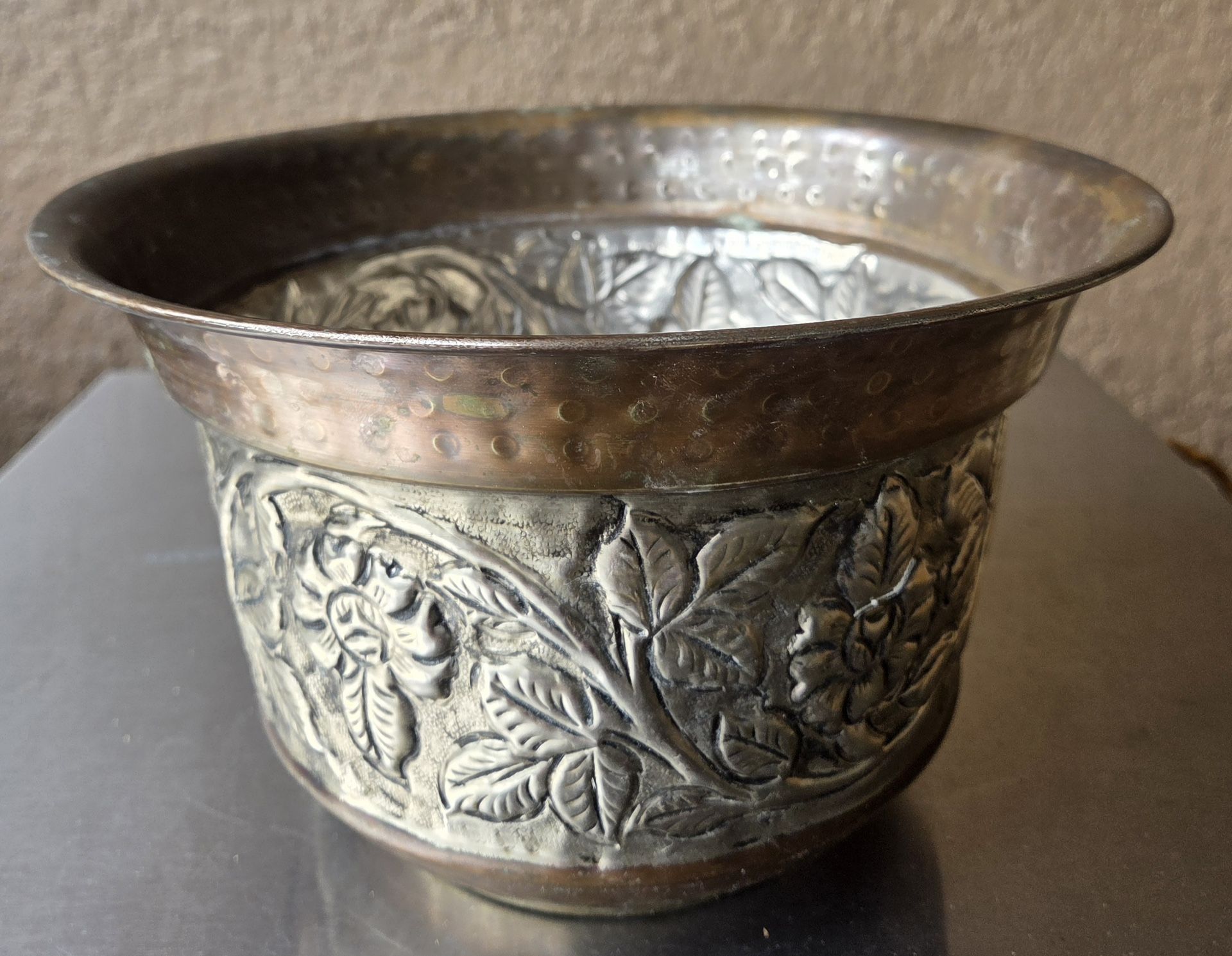 Vtg Brass Planter 6.5"x10" Leaf Designs Made In India
