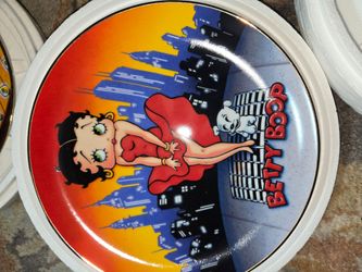 5 Betty Boop Plate collection.