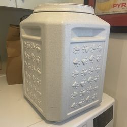 Pet Food Container
