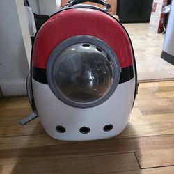 POKEMON Pokeball Cat Carrier