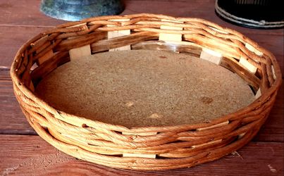 9.5in Pyrex Vintage Casserole Dish Woven Wicker Basket Cork Holder Warmer 
