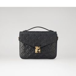 Black Louis Vuitton 