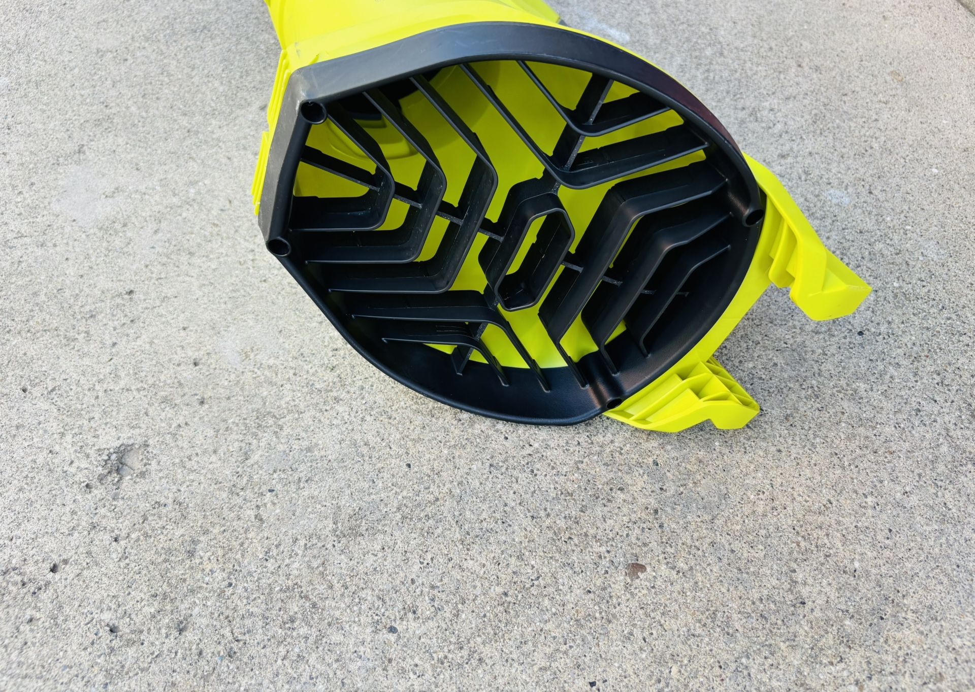 Ryobi 40V Handheld Leaf Blower (TOOL ONLY/SOLO LA HERRAMIENTA)