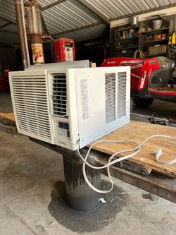 Gold star 8000 BTU window air conditioner