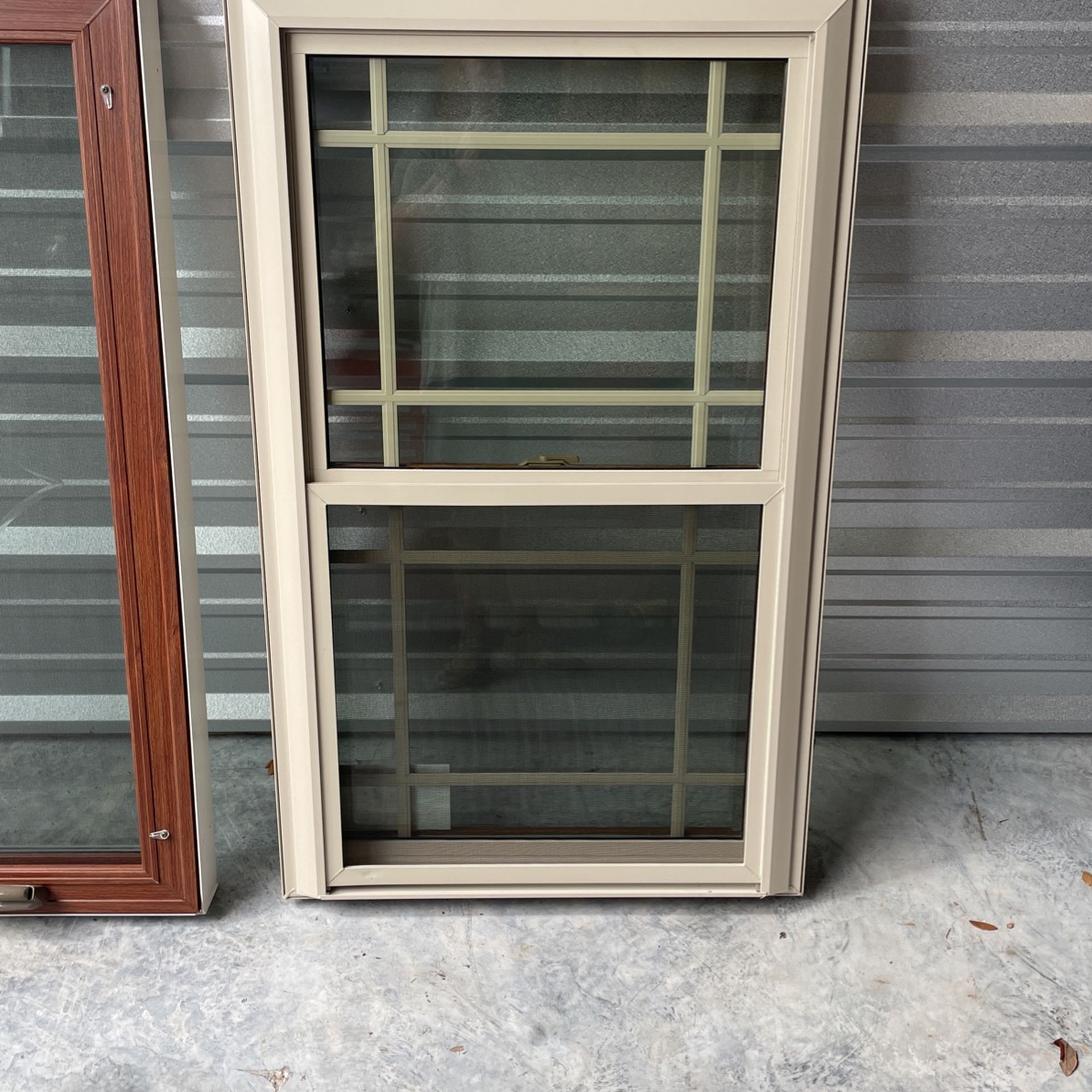 27 3/4” X 45 3/4” Double Hung Window  