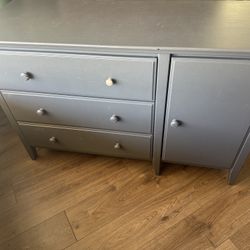 Dressers For Sale 